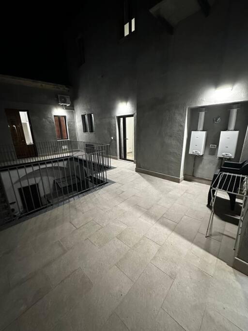 Casa Ginestra Di Palazzo Biondi Villa Giarre Kültér fotó